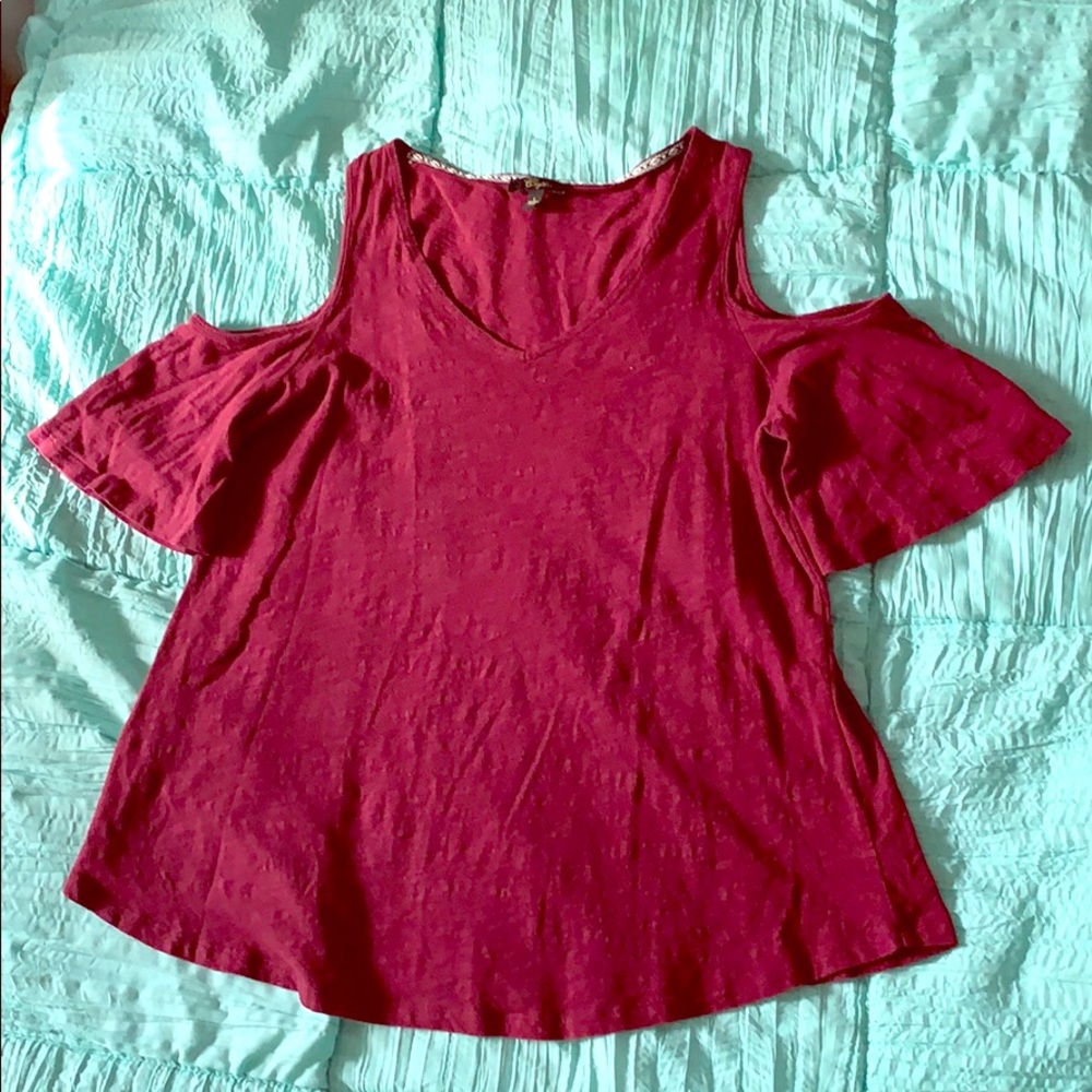 Cupio Cold Shoulder Top